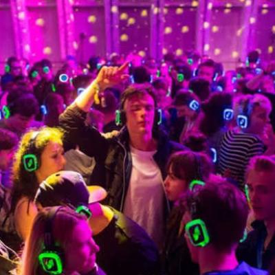 Silent Disco DIY Party hire - PLUG & PLAY - 20 headsets - 2/3 playlist channels thumbnail 4