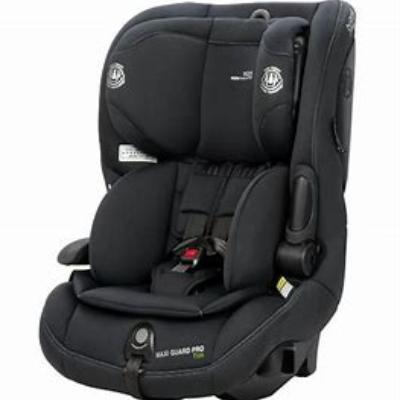 Harnessed carseat (FWD to 8y/o)