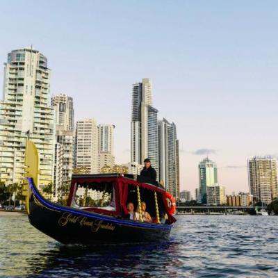 Uncatered gondola cruise