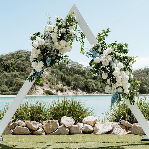 White Wooden Triangular Arbour thumbnail 2