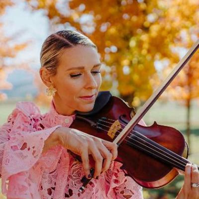 Wedding Violinist for Ceremony & Canapés thumbnail 2