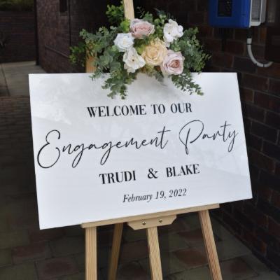 Signage + Cast Iron Easel (HIRE) A1 Horizontal Rectangle