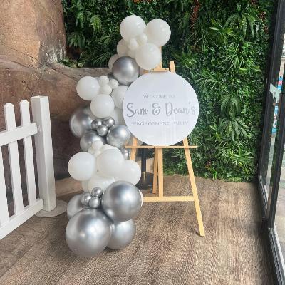 Sign & Easel package