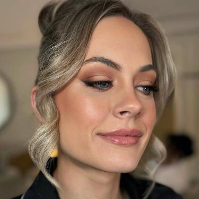 Special Occasion Hair Up Style thumbnail 6