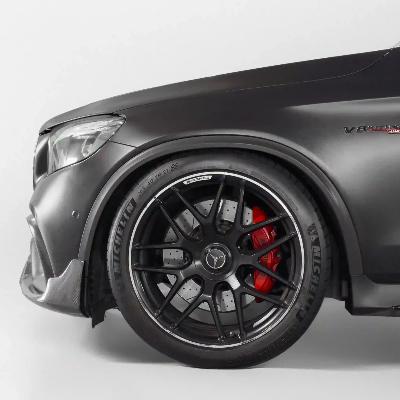 Mercedes-Benz GLC63 AMG thumbnail 5
