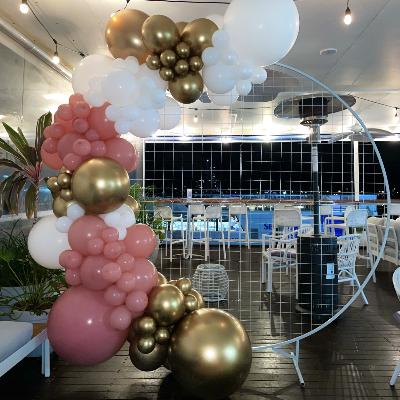 Balloon Garland + Circle Mesh Frame Organic (Extra Large Balloons) thumbnail 3