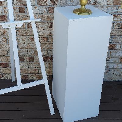 Wooden Plinth thumbnail 3