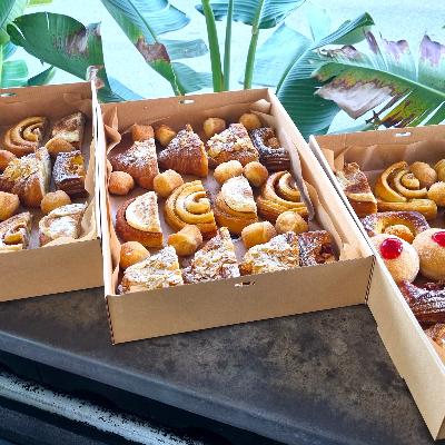 Large Corporate Catering Package - Up to 40 Guests thumbnail 2