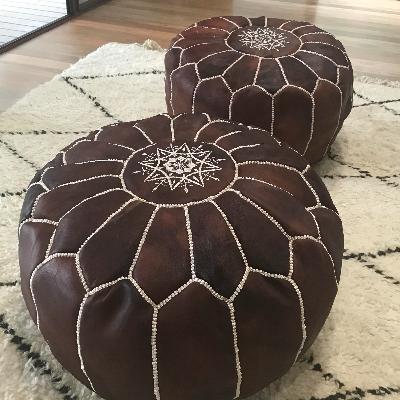 Brown leather pouffe thumbnail 1