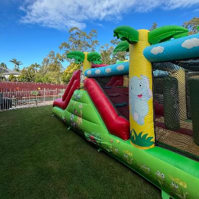 Jungle Inflatable Obstacle Course thumbnail 2