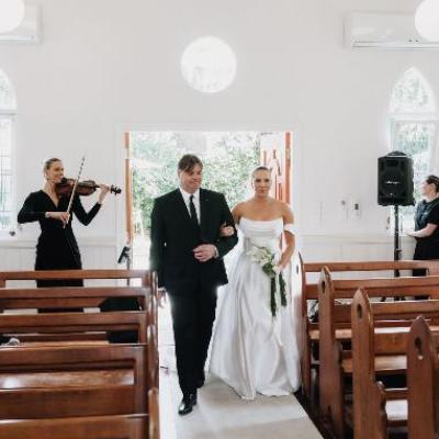 Wedding Violinist for Ceremony & Canapés thumbnail 6