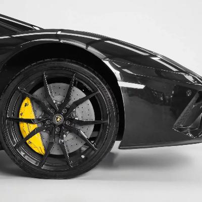 2018 Lamborghini Aventador S Roadster thumbnail 3