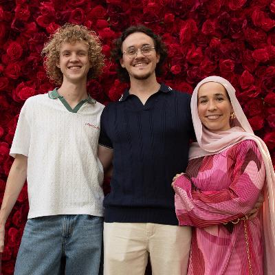 Red Rose Flower Wall Backdrop thumbnail 4