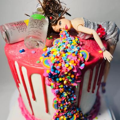 Custom Cakes (15-20 Serves) thumbnail 3