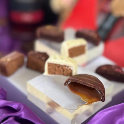 Premium Chocolate Bonbons Box (16 Pcs) –  Gourmet Desserts thumbnail 2