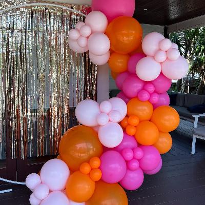 Freestanding 7m Balloon Garland