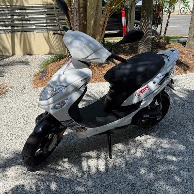 50cc Scooter thumbnail 4