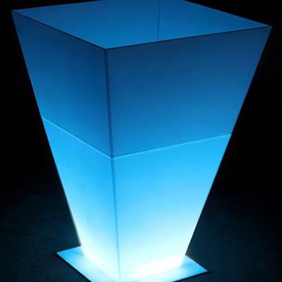 LED Acrylic Ice Bucket thumbnail 1