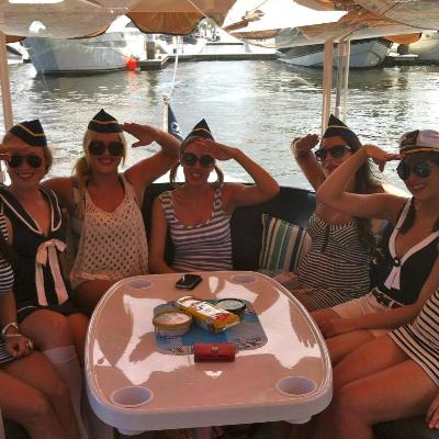 Self Driving Electric Boat thumbnail 3