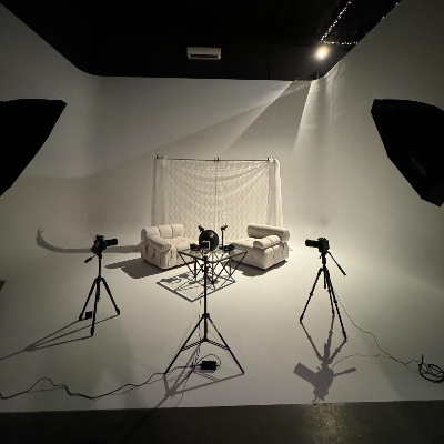 Photography & Videography studio thumbnail 3