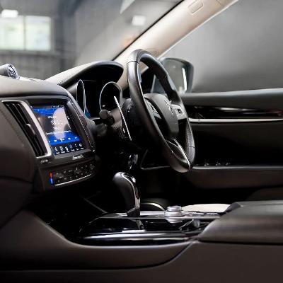 2017 Maserati Levante thumbnail 6