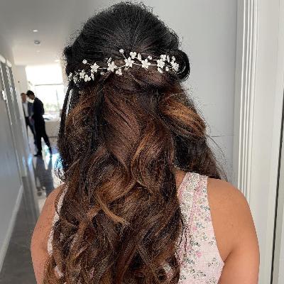 Bridal Hair Updo (With Trial) thumbnail 2