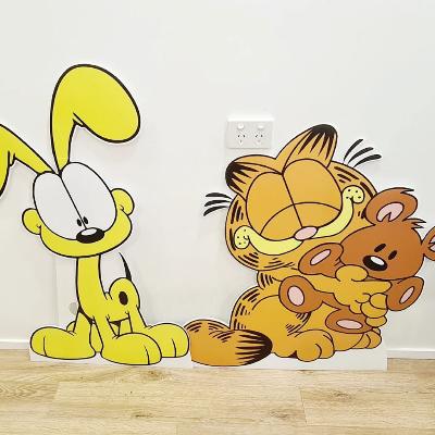 Garfield Standee package thumbnail 1