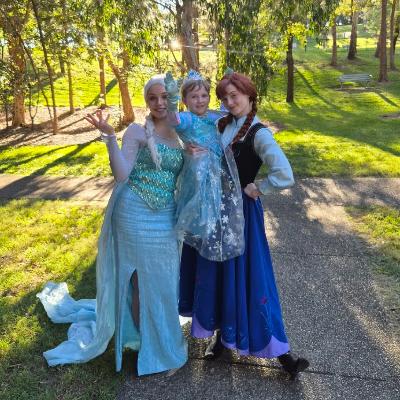 Frozen Princess Character Theme Party (1x Princess) thumbnail 2