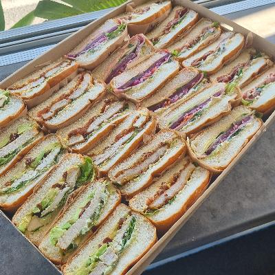 Large Corporate Catering Package - Up to 40 Guests thumbnail 4