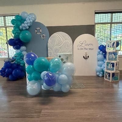 3 Backdrop Arches - Love Luxe Package