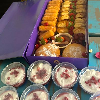 Sunrise Party —  Brunch Box (pancakes • Croissants • Tequeños  • Yogurt) thumbnail 2