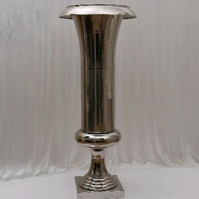 Charlotte Trumpet Floral Urn - Large/Silver