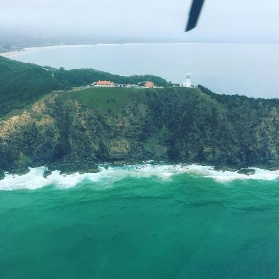 Scenic Helicopter tour with Spicers stopover-90 min (5 people) thumbnail 3