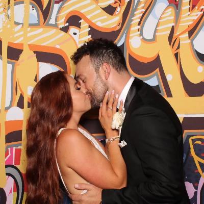 Open-Air Modern/Retro Photo Booth (over 150 pax) thumbnail 5