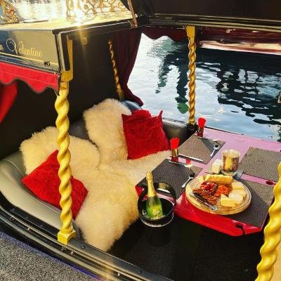 Luxury Gondola Cruise