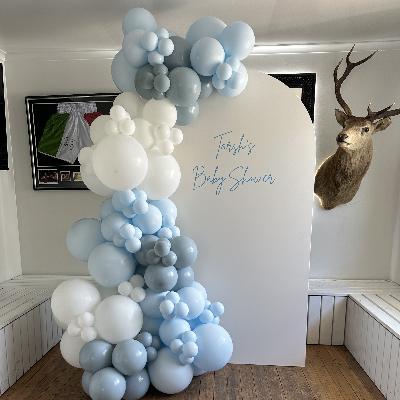 Single Arch Backdrop, Plinth and Balloons - Blue and White Package thumbnail 3