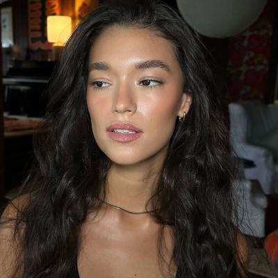 Special Occasion Hair Down Style thumbnail 4