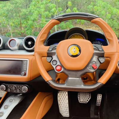 Ferrari Califonia T 2016 with Chauffeur thumbnail 2
