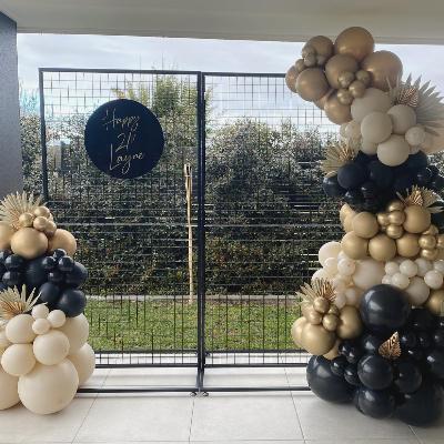 Deluxe Balloon Garland thumbnail 4