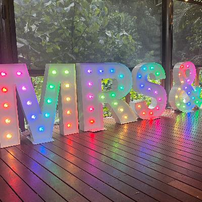 MR & MRS Light Up Letters thumbnail 4