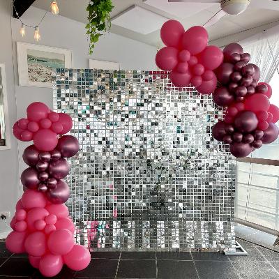 Silver Shimmer Wall Package Corners