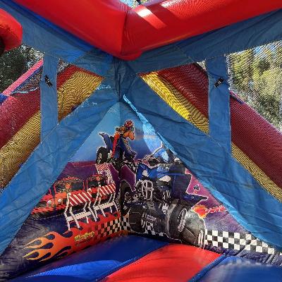 Monster Truck Jumping Castle thumbnail 5