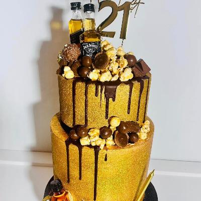 Custom Cakes (30+ Serves) thumbnail 2