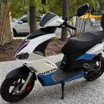 50cc Scooter thumbnail 1