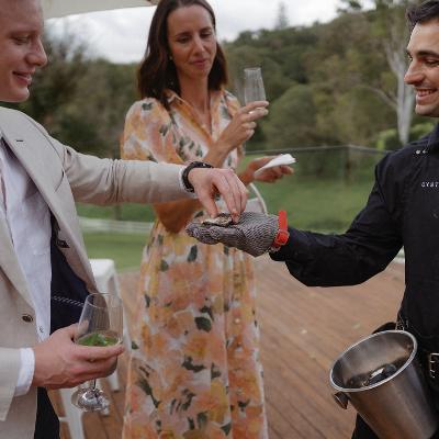 Roaming Oyster Shucking and Caviar (91-130 guests Oysters + caviar) thumbnail 1