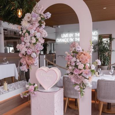 Ellie Hollow Arch and Plinth Package