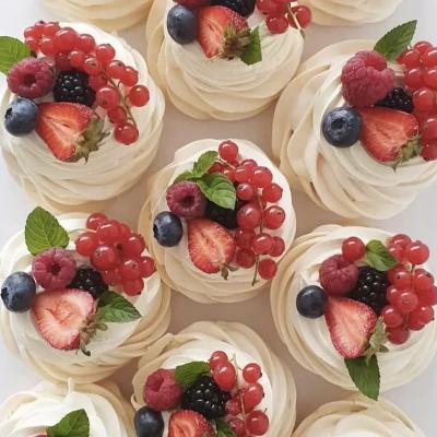 Mini Pavlova - 6 thumbnail 1