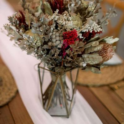 Gold Geometric Centerpieces thumbnail 2