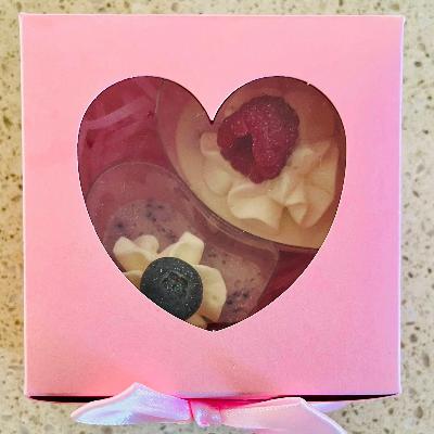 Mothers Day Dessert Gift Packs (Single Boxed Heart Cake) thumbnail 1