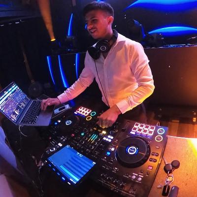 DJ 4-hour PARTY package (birthdays and gatherings) thumbnail 2